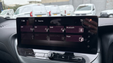 Nissan Juke 1.0 DiG-T N-Connecta 5dr DCT Petrol Hatchback